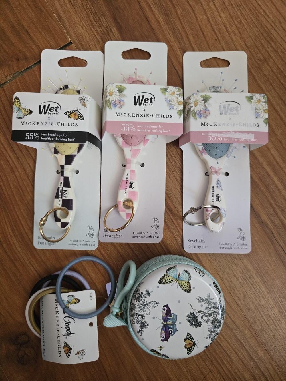 3 MacKenzie-Childs x Wet Brush Courtly Check Keychain Detangler Purse Charm